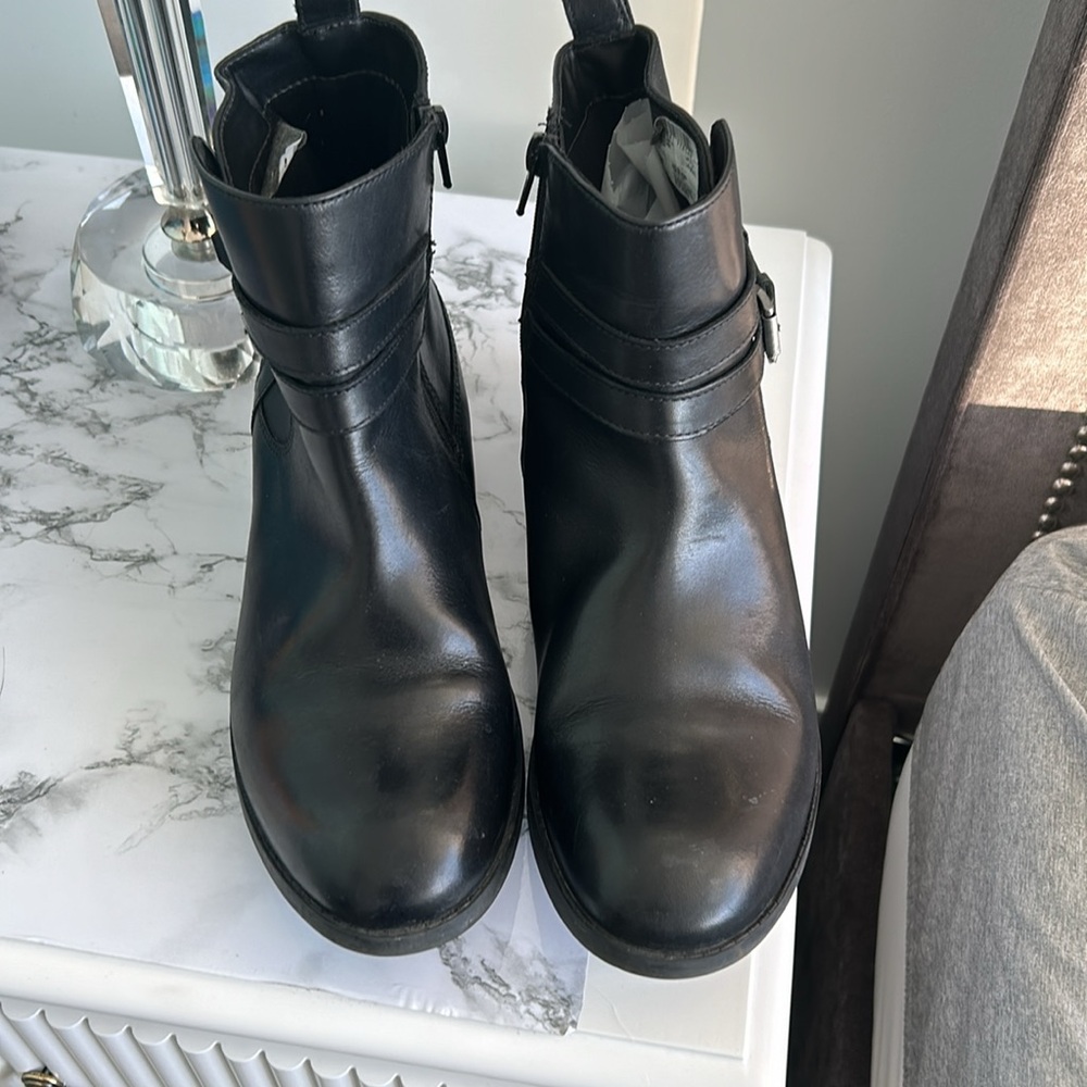 Clark’s ankle boots
